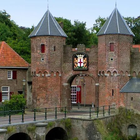 Holiday Vrijrijck Vlindervallei-6 Ferienhaus Drie